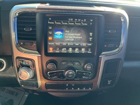 Used 2017 RAM 1500 Laramie image 13