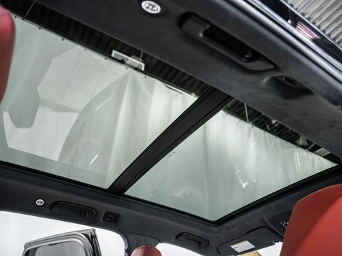 Used 2025 Audi SQ7 Prestige image 36