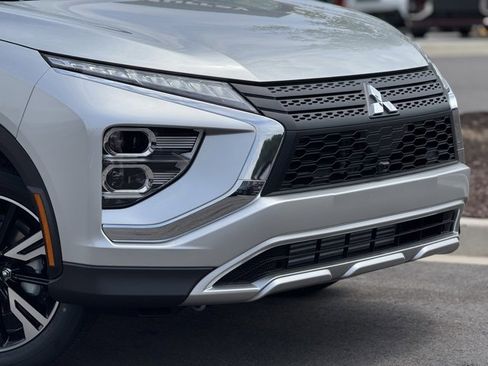 New 2025 Mitsubishi Eclipse Cross image 3