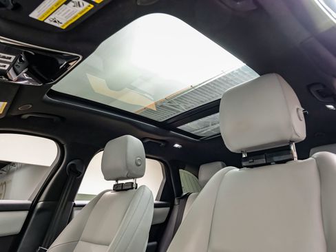 Used 2024 Land Rover Range Rover Velar Dynamic SE image 5