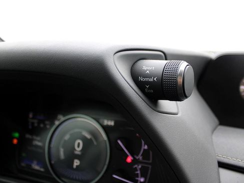 Used 2020 Lexus UX 250h w/ Premium Package image 13