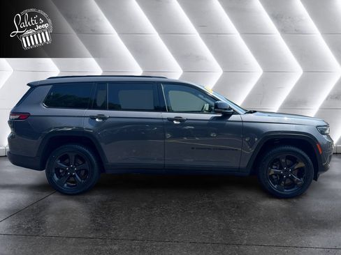 Certified 2023 Jeep Grand Cherokee L Altitude AWD/4WD image 6