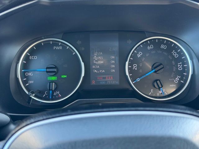 Certified 2021 Toyota RAV4 XLE Premium AWD/4WD image 30