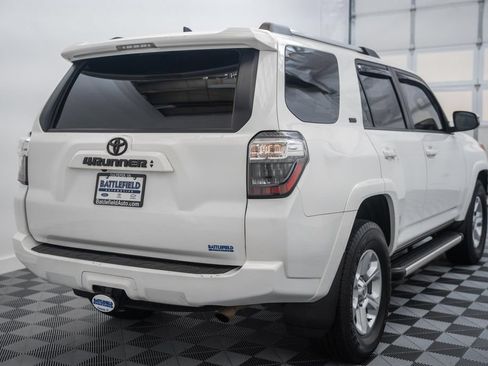 Used 2023 Toyota 4Runner SR5 Premium w/ Moonroof Package RWD image 5