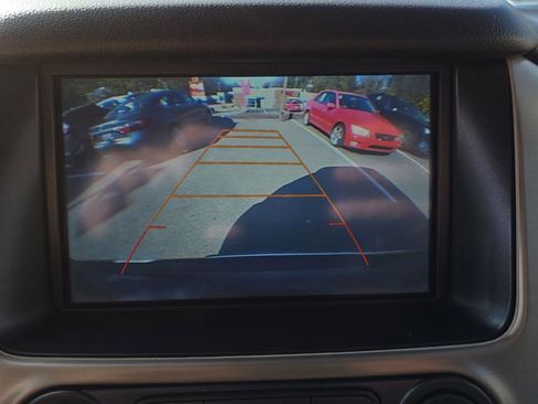 Used 2016 GMC Yukon XL Denali w/ Open Road Package image 28