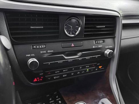 Used 2018 Lexus RX 350L FWD image 16