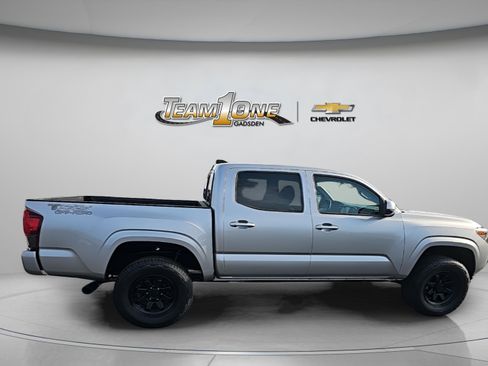 Used 2023 Toyota Tacoma SR image 9