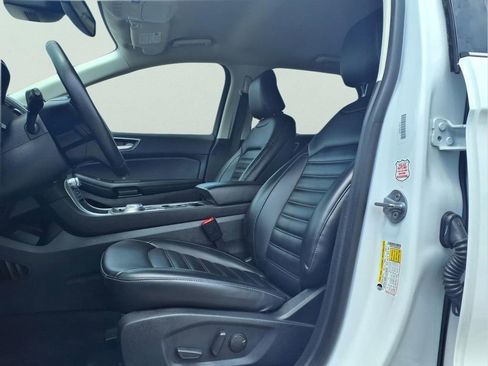 Used 2024 Ford Edge SEL AWD/4WD image 14