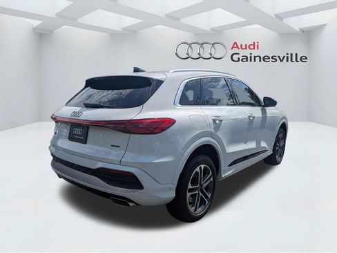 Used 2025 Audi Q5 Premium AWD/4WD image 5