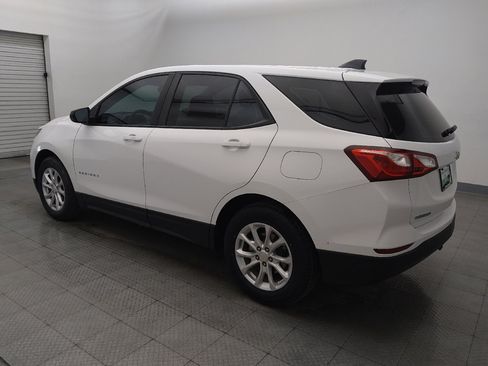 Used 2021 Chevrolet Equinox LS w/ LPO, Floor Liner Package image 3