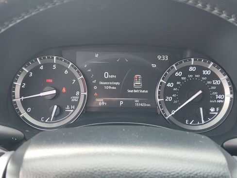 Used 2021 Toyota Highlander Platinum image 12