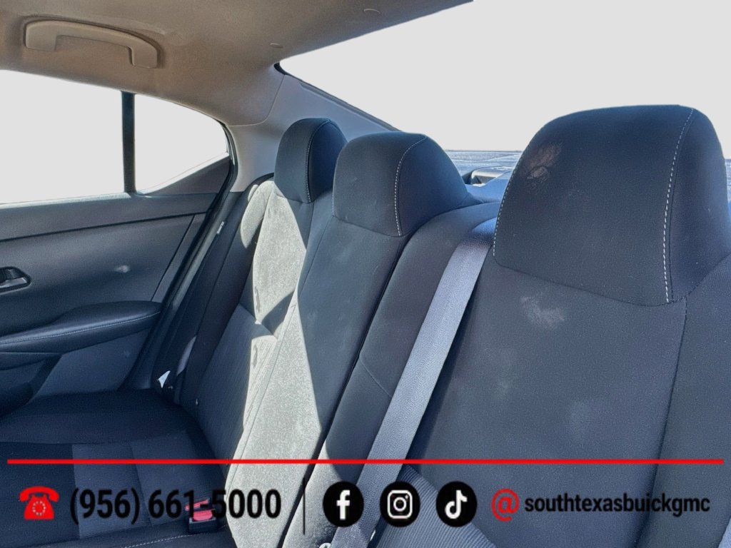 Used 2025 Nissan Sentra SV FWD image 22