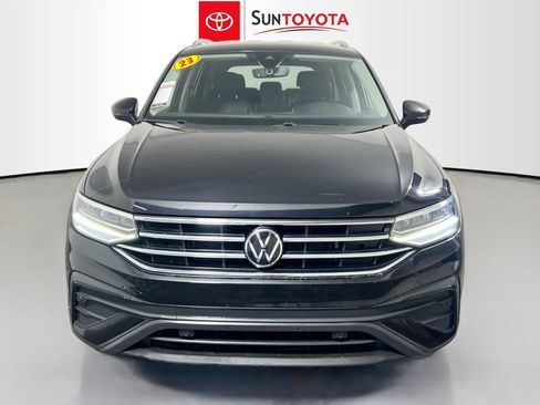 Used 2023 Volkswagen Tiguan SE FWD image 10