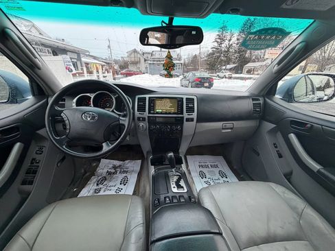 Used 2004 Toyota 4Runner Limited image 14