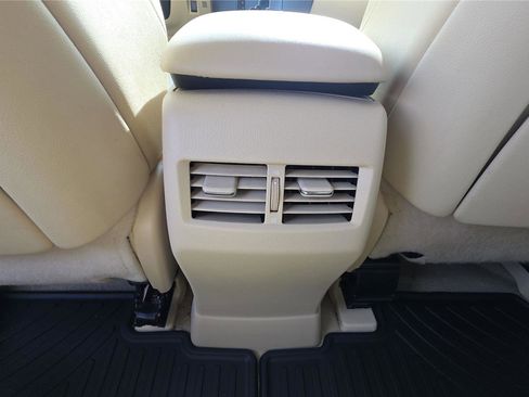 Used 2013 Lexus RX 350 AWD w/ Navigation Pkg image 11