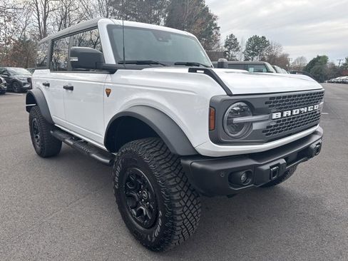 Certified 2023 Ford Bronco Badlands image 7