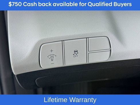 New 2025 Hyundai Elantra Limited image 10