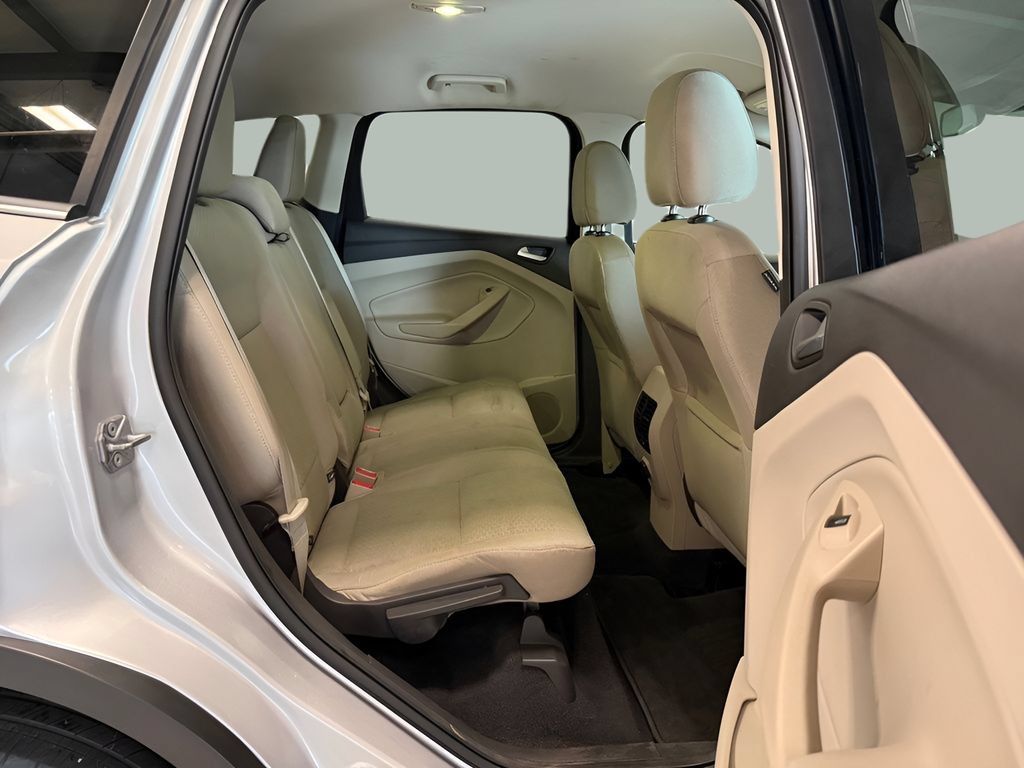 Used 2017 Ford Escape SE FWD image 26