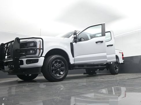 Used 2024 Ford F250 XL w/ STX Appearance Package AWD/4WD image 70