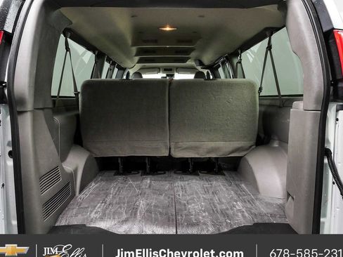 Used 2025 Chevrolet Express 3500 LT w/ LT Preferred Equipment Group RWD image 25