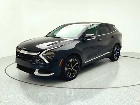 Certified 2023 Kia Sportage EX FWD image 1