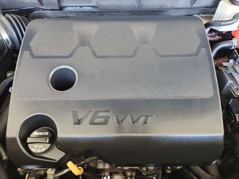 Used 2020 Chevrolet Traverse LS FWD image 23