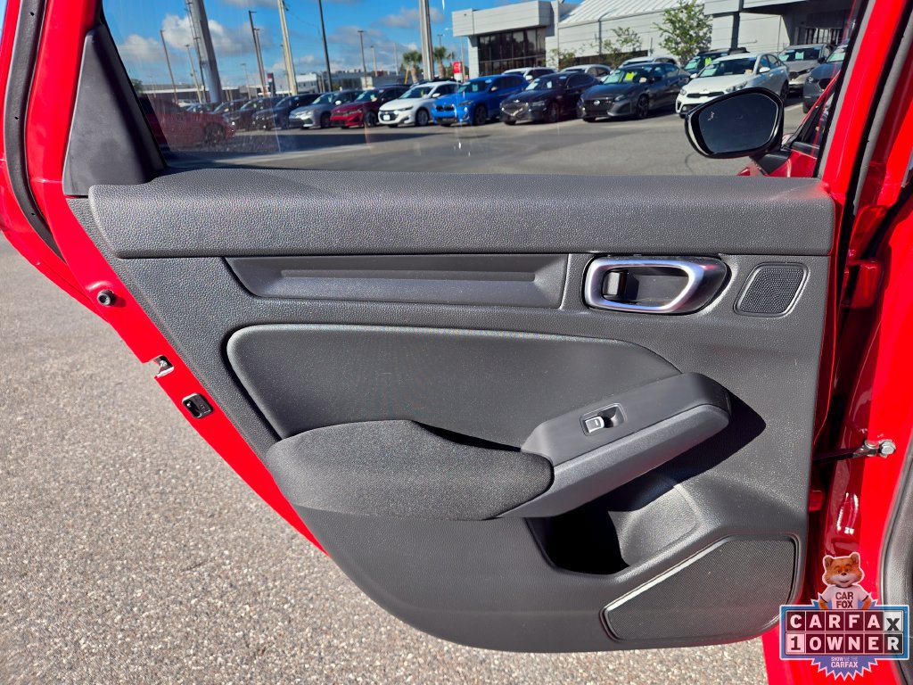Used 2025 Honda Civic Sport image 40