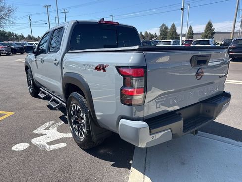 Used 2023 Nissan Frontier PRO-4X w/ Pro Convenience Package AWD/4WD image 6