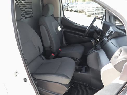 Used 2017 Nissan NV200 S FWD image 30