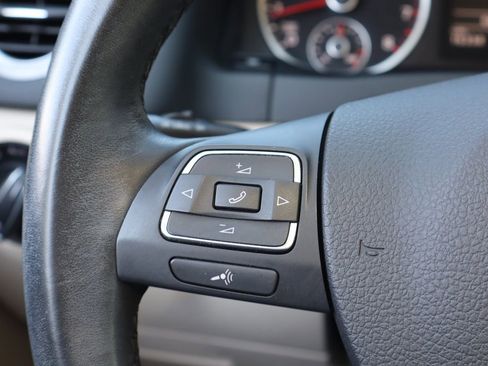 Used 2011 Volkswagen Tiguan S AWD/4WD image 14