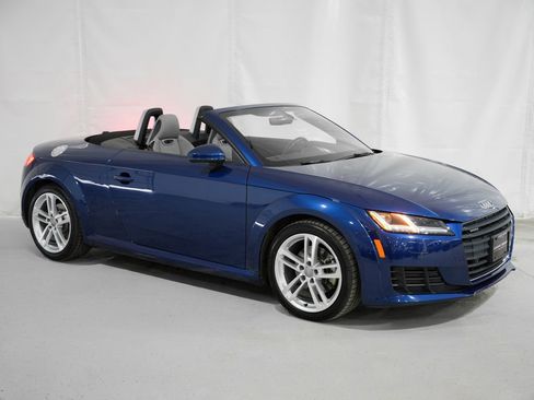 Used 2017 Audi TT 2.0T w/ Technology Package AWD/4WD image 8