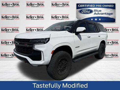 Used 2021 Chevrolet Tahoe Z71 w/ Luxury Package AWD/4WD image 3