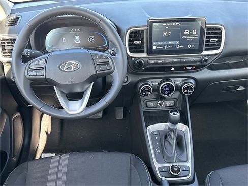New 2026 Hyundai Venue SEL image 22