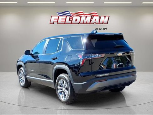 Used 2026 Chevrolet Equinox LT w/ Convenience Package II AWD/4WD image 3