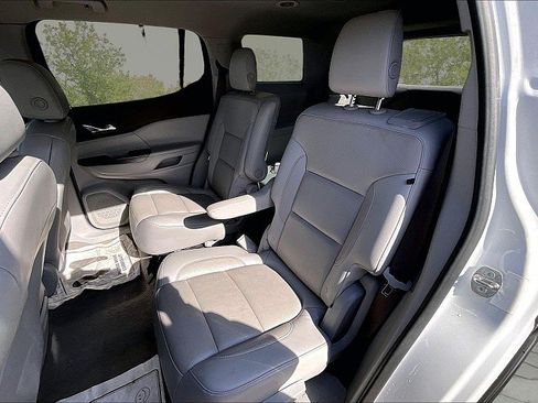 Used 2019 GMC Acadia SLT AWD/4WD image 21