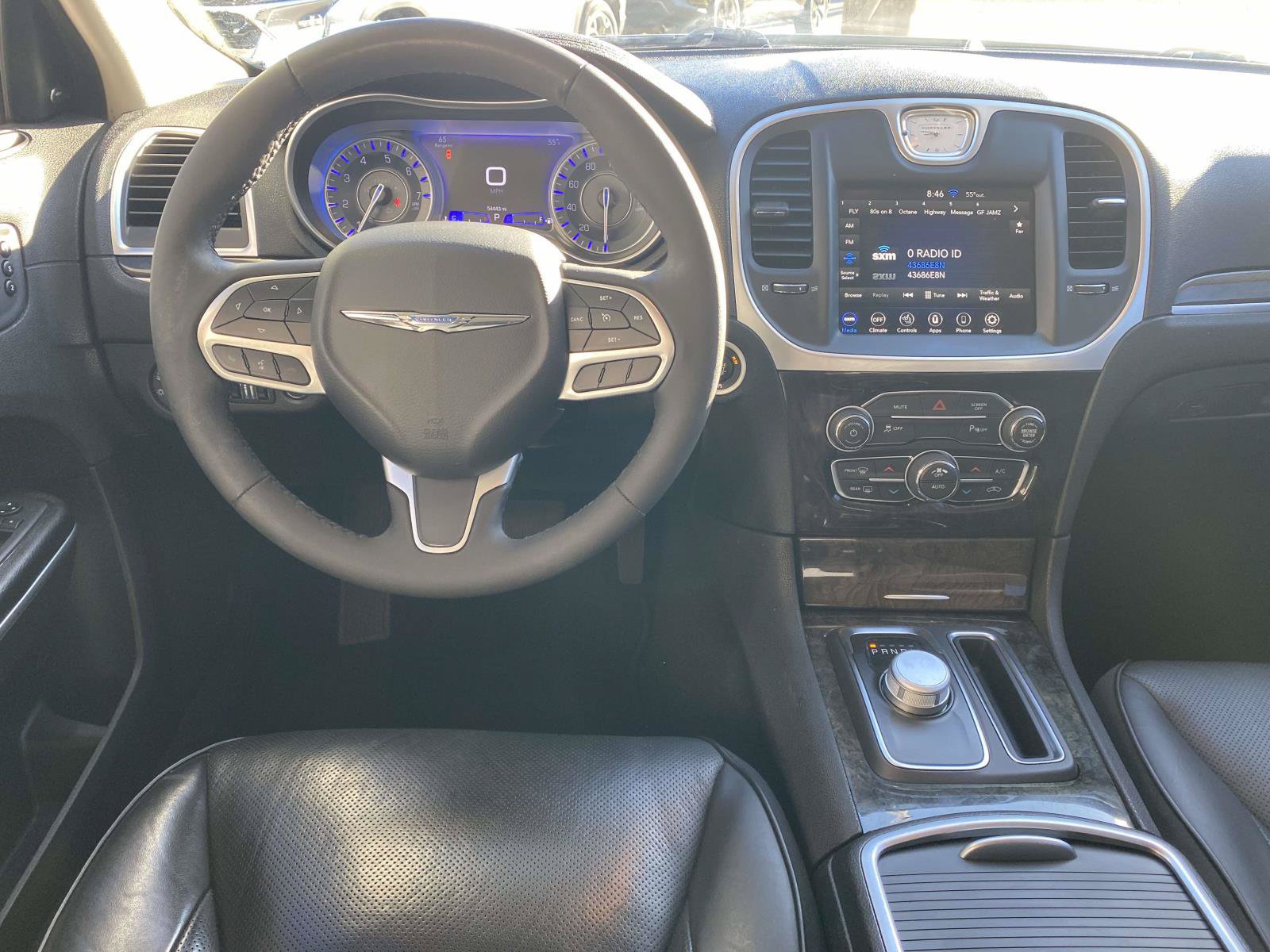 Used 2022 Chrysler 300 Touring L w/ Comfort Group RWD image 20