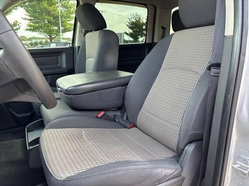 Used 2012 RAM 1500 Express w/ ST Popular Equipment Group AWD/4WD image 19