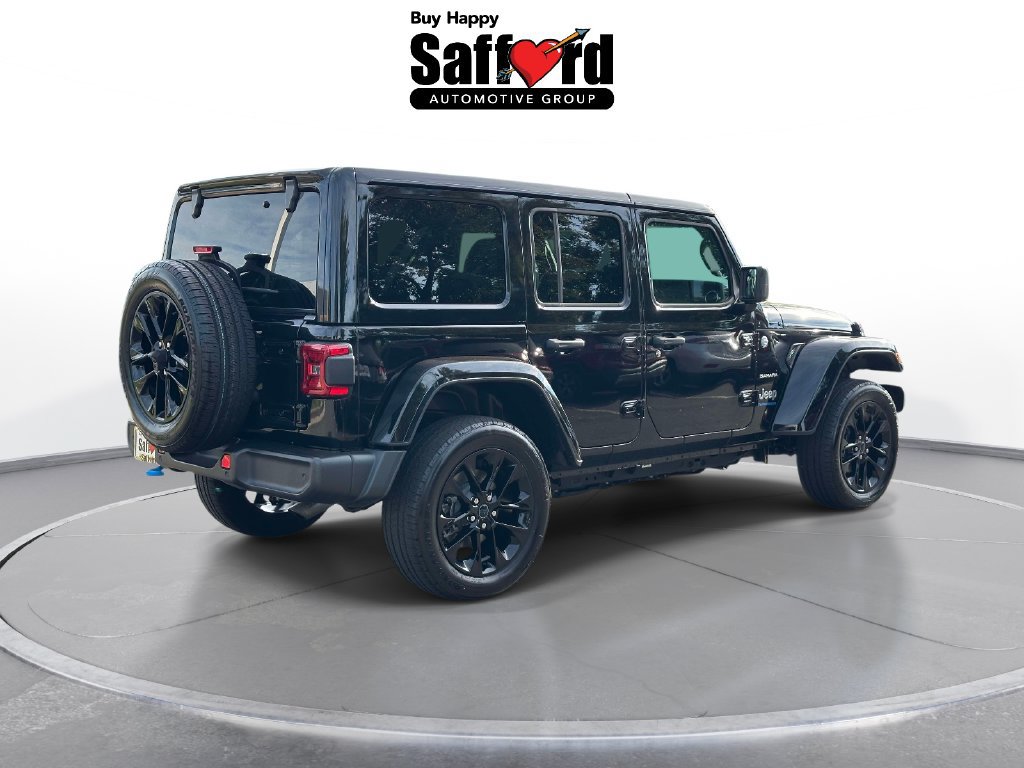 Used 2024 Jeep Wrangler Unlimited Sahara w/ Technology Group AWD/4WD image 9