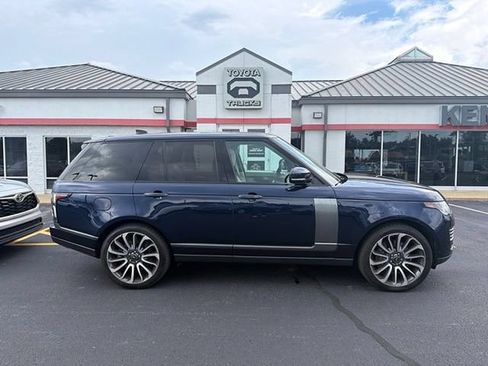 Used 2018 Land Rover Range Rover Autobiography AWD/4WD image 11