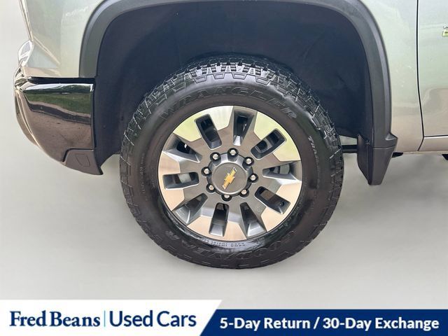 Used 2025 Chevrolet Silverado 2500 Custom w/ Custom Convenience Package AWD/4WD image 34