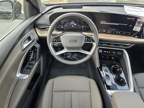 New 2025 Audi Q5 Premium Plus image 13
