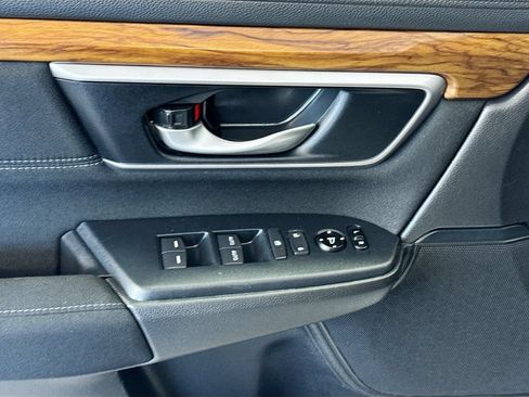 Used 2018 Honda CR-V EX image 16
