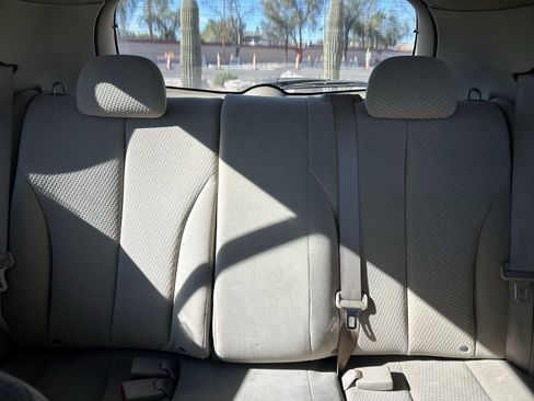 Used 2010 Nissan Versa 1.8 S w/ PWR Plus Pkg image 17