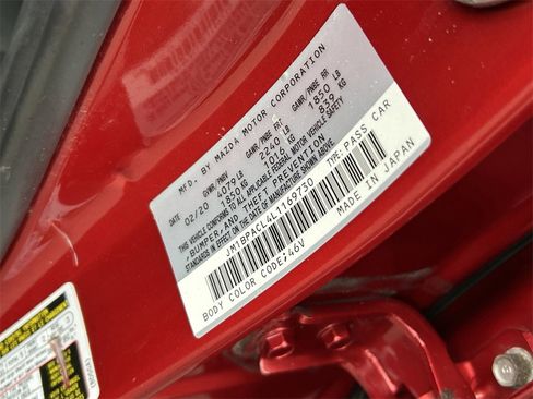 Used 2020 MAZDA MAZDA3 Sedan w/ Select Package image 32