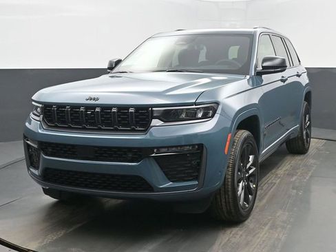 New 2026 Jeep Grand Cherokee Limited image 1