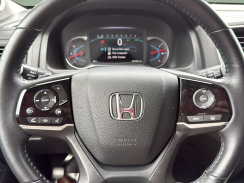 Used 2021 Honda Pilot Touring image 24