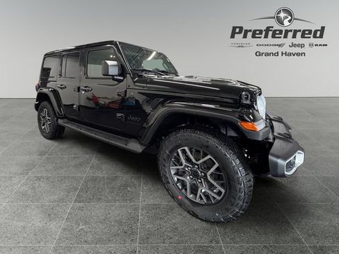 New 2026 Jeep Wrangler Unlimited Sahara AWD/4WD image 9