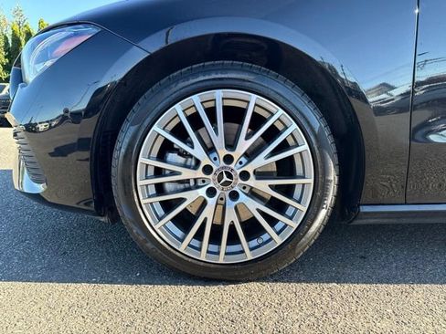 Used 2025 Mercedes-Benz CLA 250 4MATIC image 15
