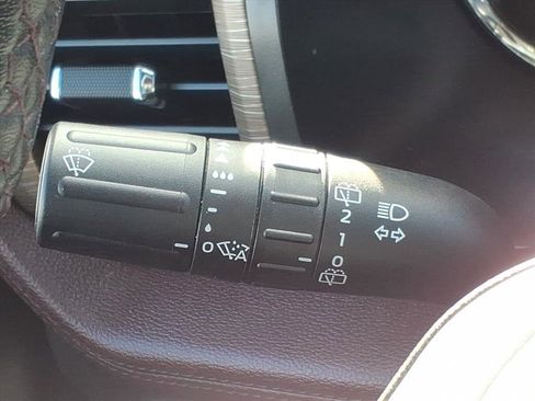 Certified 2023 Ford Expedition Limited image 24