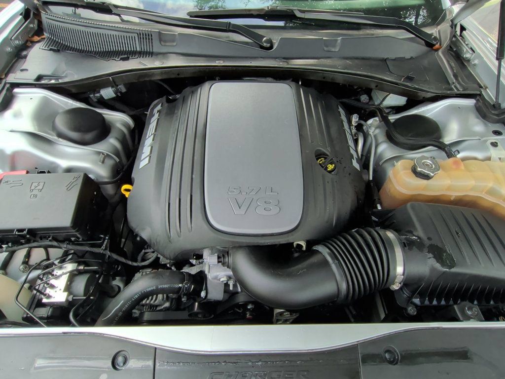 Used 2021 Dodge Charger R/T RWD image 11